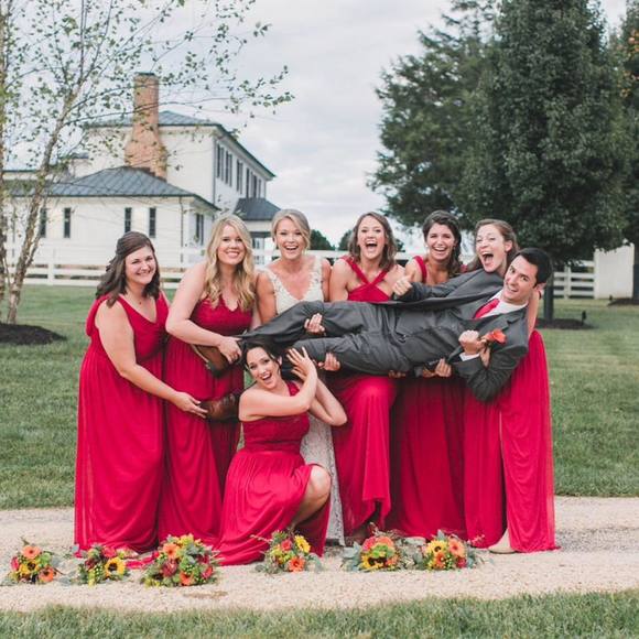 Meet your Posher, Erin - Picture 1 of 5